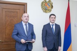 ՀՀ քննչական կոմիտեի մի շարք աշխատակիցներ պարգևատրվել են Քննչական կոմիտեի 10-ամյա հոբելյանի կապակցությամբ